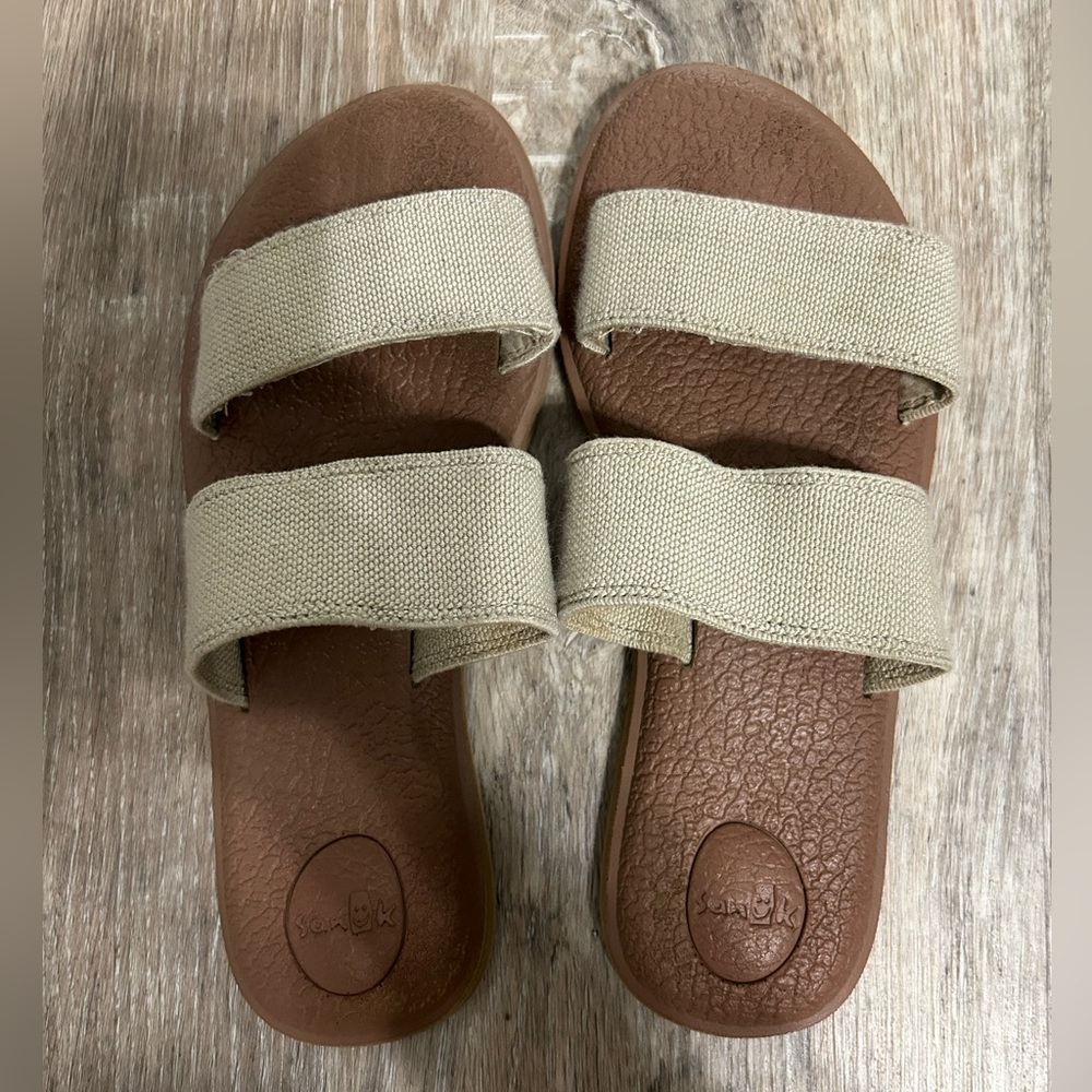 Sanuk boho sandal rustic strap size 7